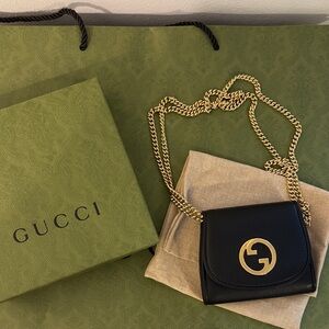 Gucci 725219 Chain Wallet Crossbody Bag